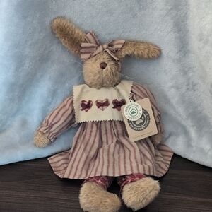 Boyds Bears "Sangria" Striped Bunny with Bow